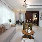 Near Dubai Mall - 1Br Apartment In The Residence 8,Downtown - Allsopp & Allsopp